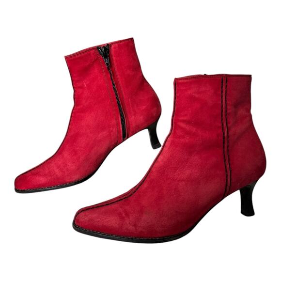 Vintage Bally Red Suede Stitch Detail Ankle Boots 5M Made in Italy Kitten Heel - Picture 3 of 13